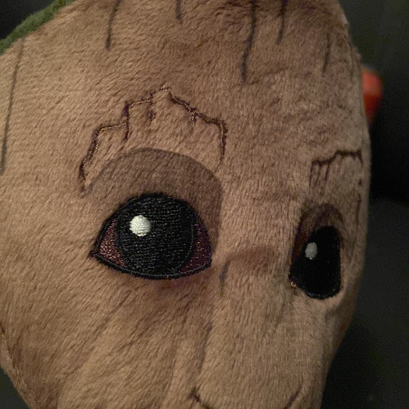 **Rare** Adorable young Groot from Marvel Guardians of the Galaxy - Picture 15 of 16